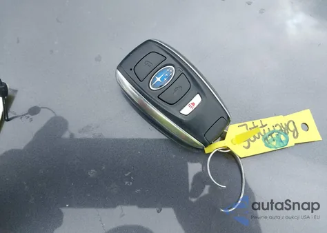 2020 Subaru Legacy Premium из США, поврежденный, VIN 4S3BWAC69L3006752